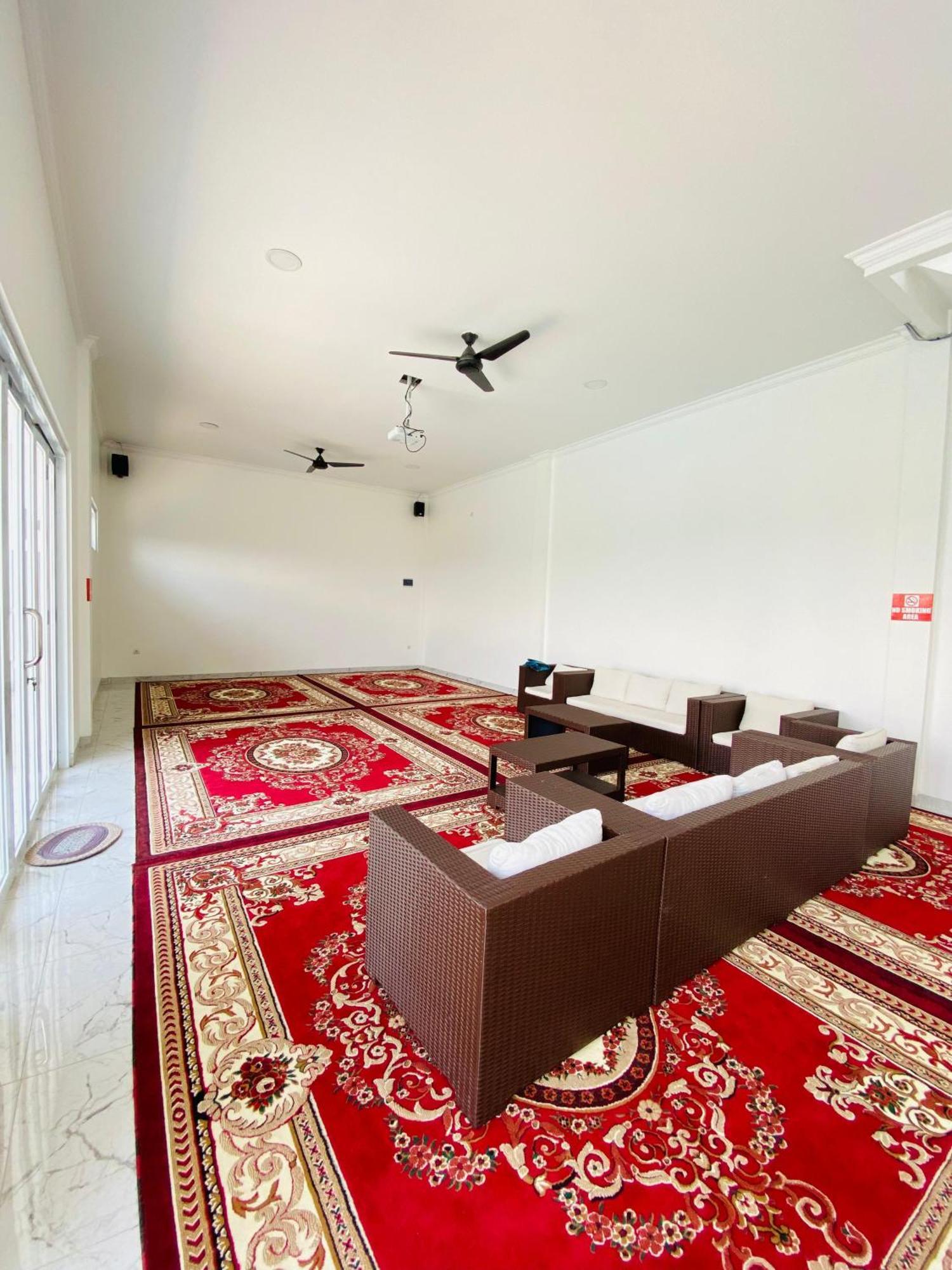 Villa Imperial Diamond Cibadak  المظهر الخارجي الصورة